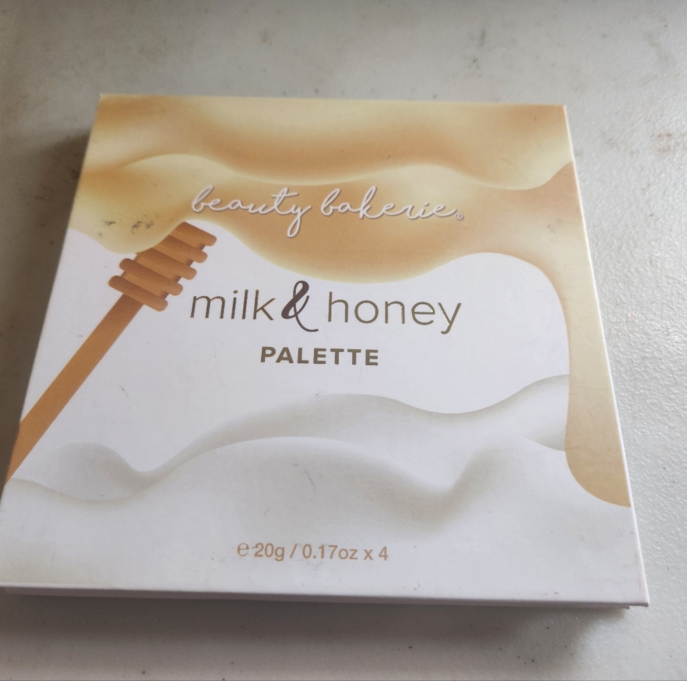 Highlight Palette Beauty Bakerie